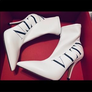 🔥Black Friday 🔥specialValentino boots